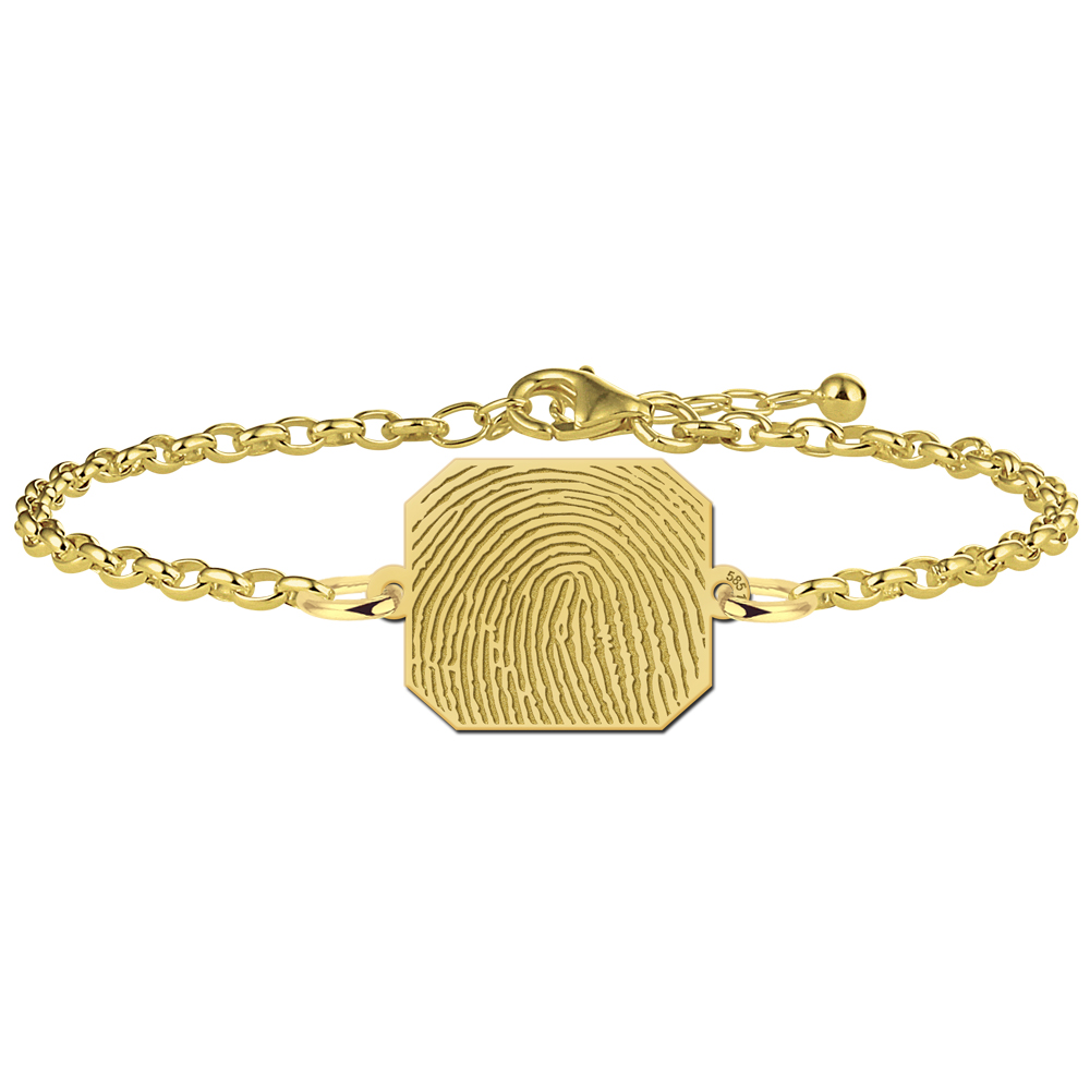 Gouden schakel armband met vingerafdruk op rechthoekige hanger met vlakke kanten