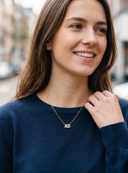 Minioro 14 karaats gouden ketting met 2 initialen of symbolen