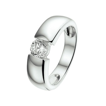 Zilveren ring met 5mm zirkonia