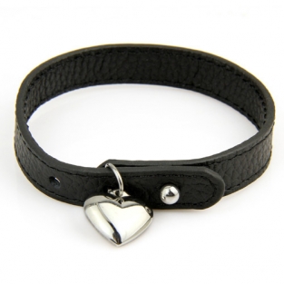 Armband met hartjes bedel