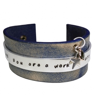 Armband Taboo Quote Taylor Blue