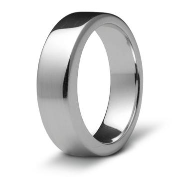 Zilveren asring met gesloten askamer